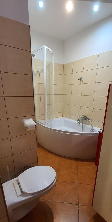 Dom Wypoczynkowy Oliwka Ustka Exteriör bild
